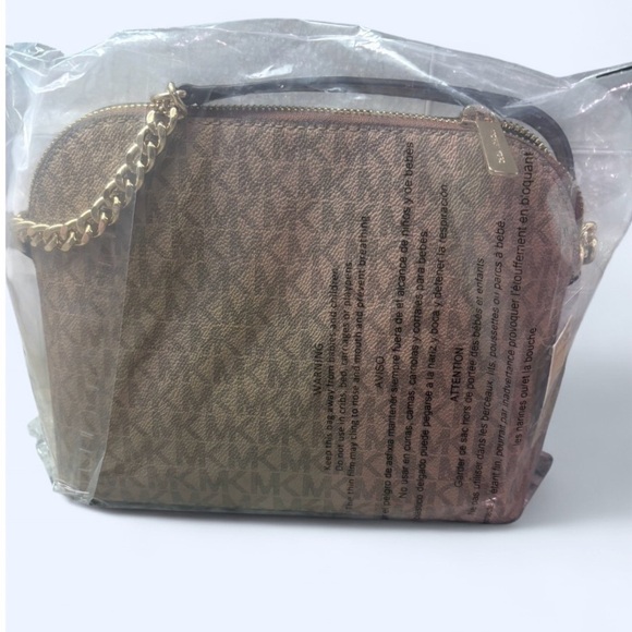 Michael Kors NEW WITH TAGS Jet Set Travel Medium Signature Dome Crossbody Bag 🐪🐫 - Picture 4 of 6